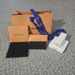 LOUIS VUITTON pouches